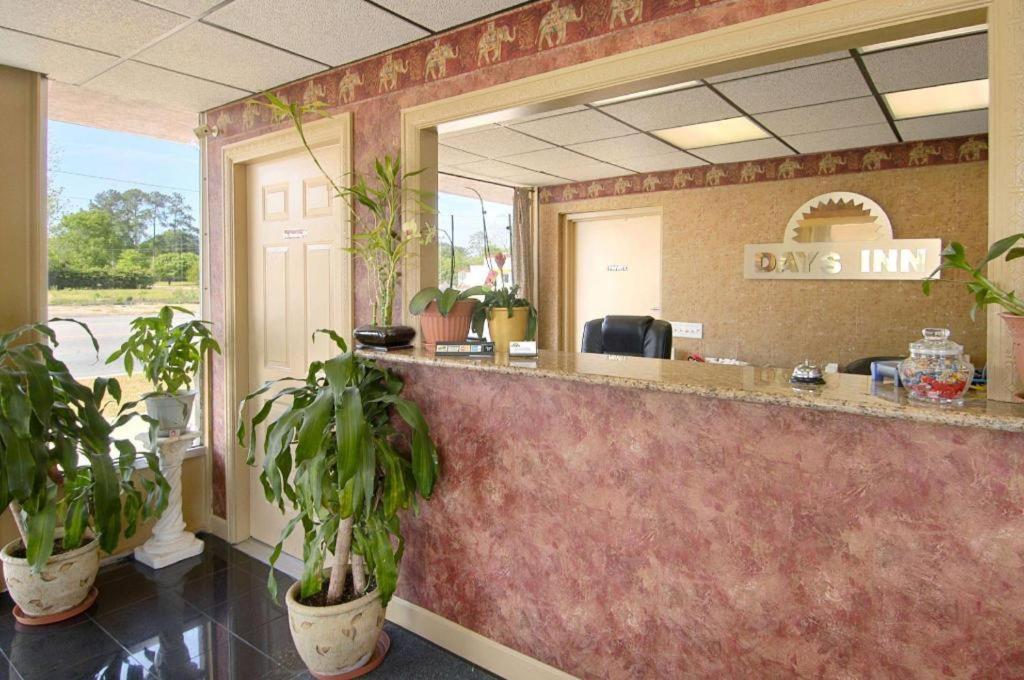 Days Inn By Wyndham Donalsonville Dış mekan fotoğraf